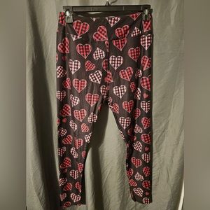 Leggings Valentines custom made size tall and curvy never worn good quality